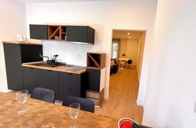 Villa Anna 50 meters from the beach from the tourist port to the center of Francavilla