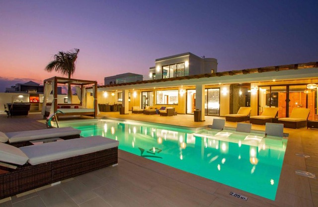 Villa Anyaval