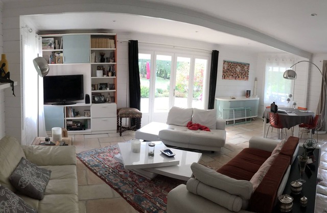 VILLA AT THE GATES OF THE DORDOGNE