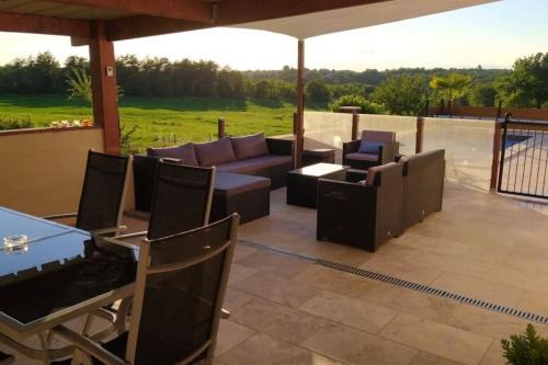 Villa au calme avec piscine chauffée privée