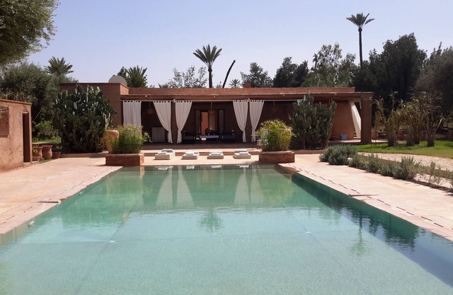 VILLA BELDI NOT OVERLOOKED LARGE SWIMMING POOL
