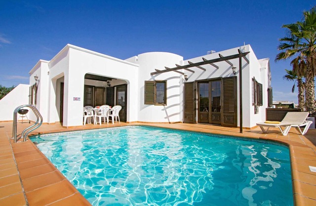 Villa Benjamin - Five Bedroom Villa, Sleeps 10