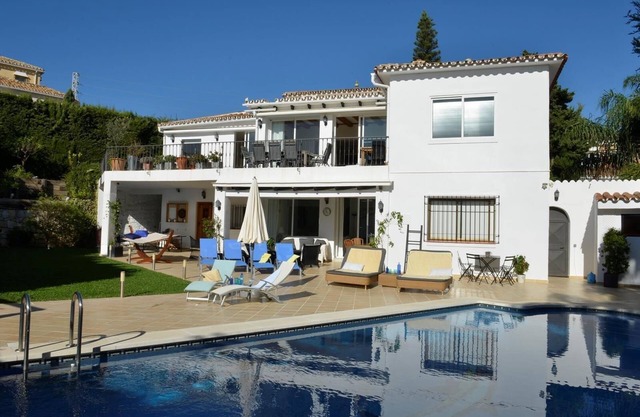 Villa 'Casa Kasima' with Private Pool, Wi-Fi and Air Conditioning
