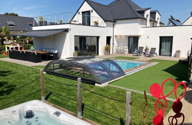 Villa Charles & Ashton