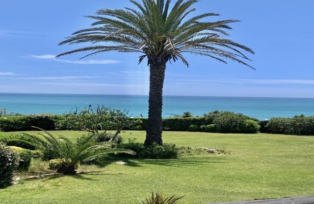 Villa Charme Villa, 1st floor, by the sea, overlooking the fine sandy beach.