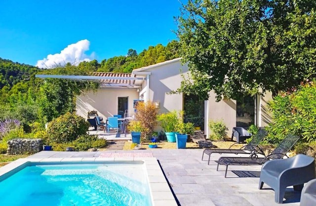 Villa Collines Provençales-vue Panoramique-jardin Permaculture-piscine- Calme