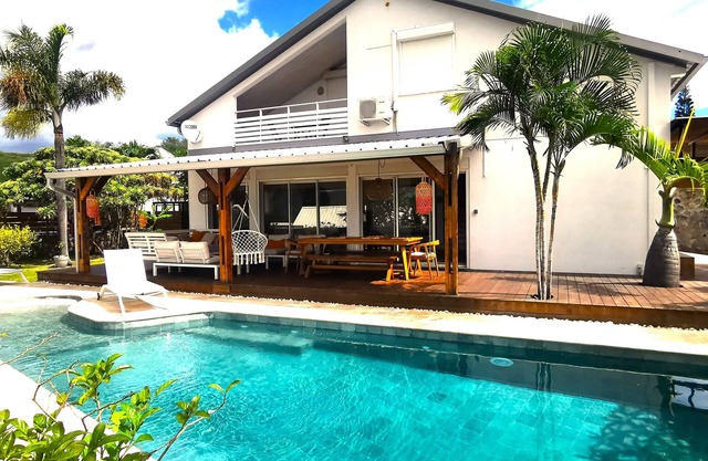 Villa D'exception "rosa Palma" Piscine Chauffée au Cœur de St Gilles les Bains