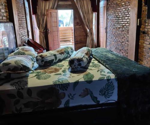 Villa Della Puncak 2000 Siosar