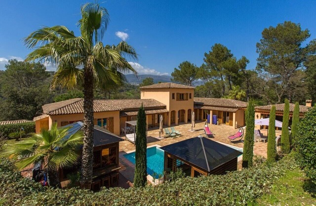 VILLA DOMAINE LES CIGALES near Golf, Padel, tennis