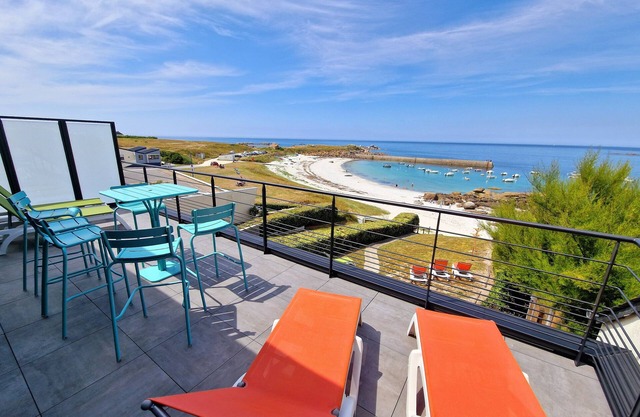 Villa du Port, 8 Personnes, Accès Direct à la Plage, vue Panoramique