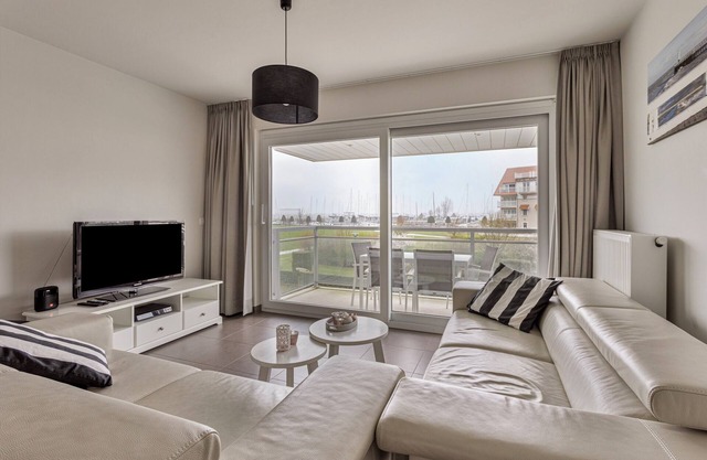 Villa Emilia 0206 + P104*