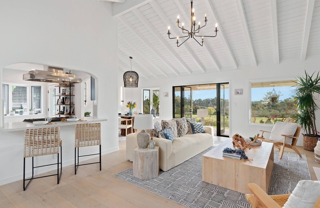 Villa Encanto - Designer Home