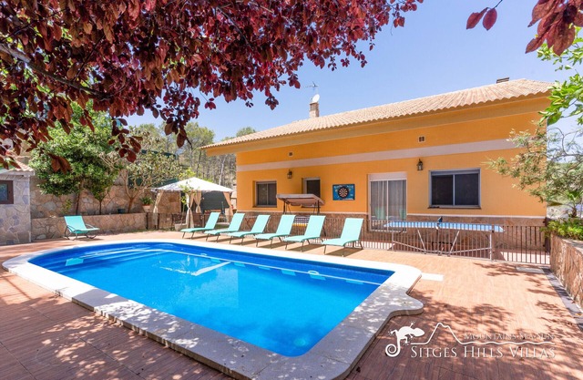Villa Estela with private pool