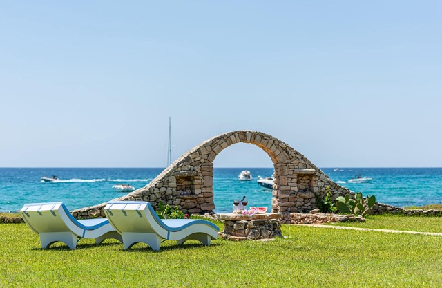 Villa Eva Luxury, on the sea of santa Maria di Leuca Salento .heated pool.