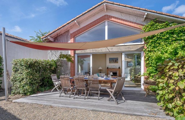 Villa familiale pour 11 personnes à 300m de la mer