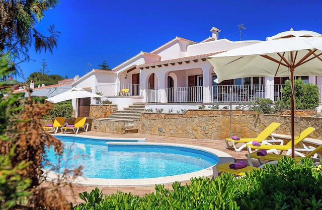 Villa Fantasia - Four Bedroom Villa, Sleeps 9