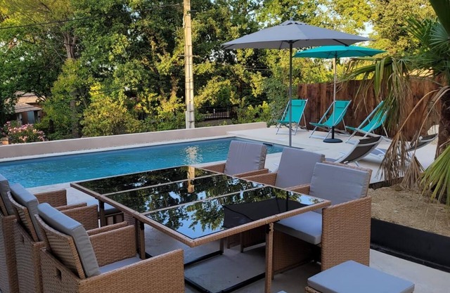 Villa Les Roches du Montélit Avec Piscine 200 m du Centre Ville, neuve, 120 m2