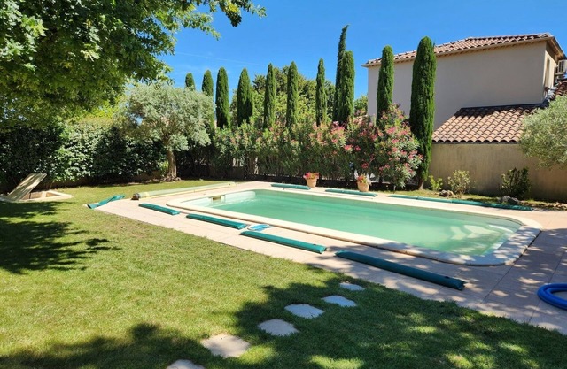 Villa in Drôme provençale with private pool. Ideal for families.