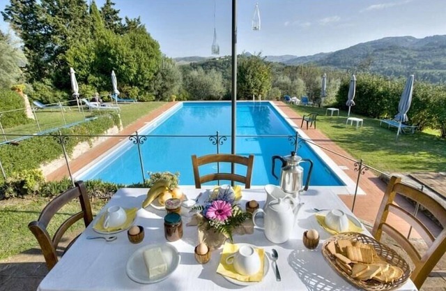 Villa Gionata - Private Tuscan villa with pool