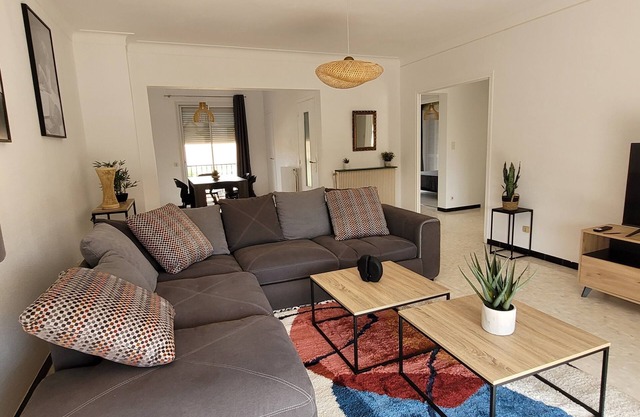 Villa ideally located in a quiet area 5 minutes from the sea