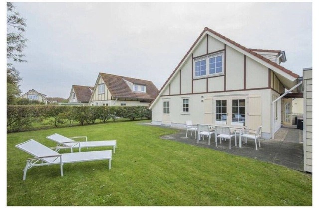 Villa in Domburg with swimming pool