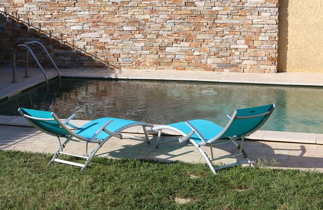 VILLA IN PROVENCE - SWIMMING POOL - 6 PEOPLE