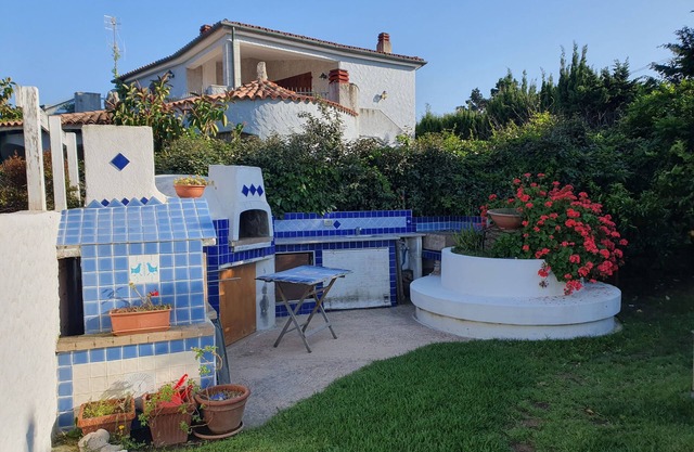 Villa 'In Riva al Mare' with Hot Tub and Wi-Fi