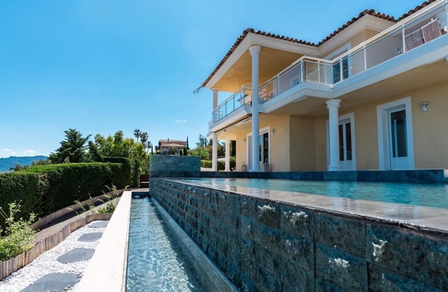 Villa in the hills with pool