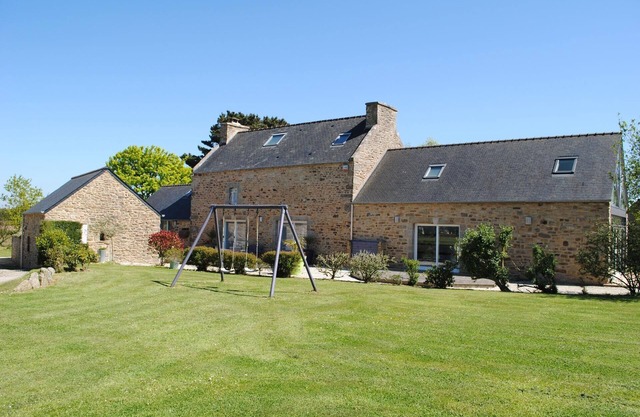 Villa Indoor heated swimming pool 30