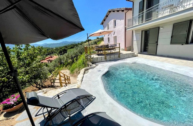 villa ipnotica - panoramic views plus exquisite pool - sleeps 7 - very stylish