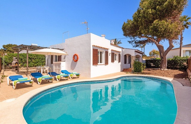 Villa Iris Prima by Villa Plus