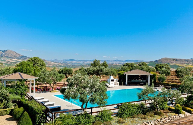 Villa Tenute Aversa, elegant villa with private pool
