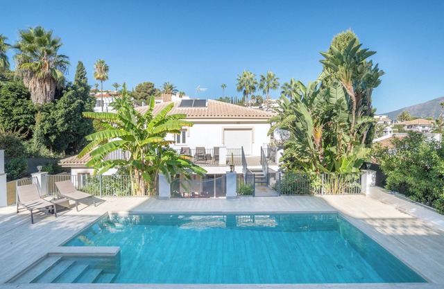 Villa Jazmin with Mountain View, Pools, Wi-Fi, A/C, Terraces & Garden