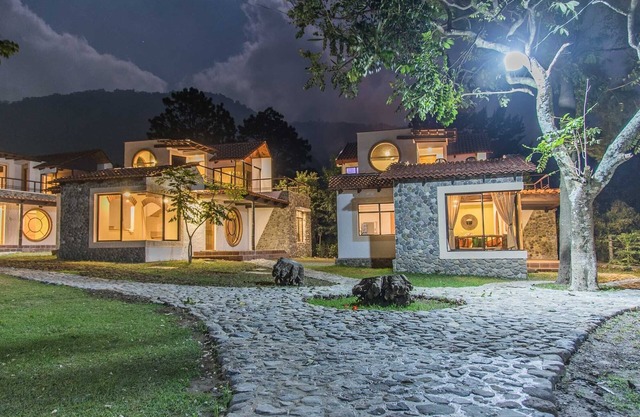 VILLA JUCANYA 4, *100% SANITIZED*
