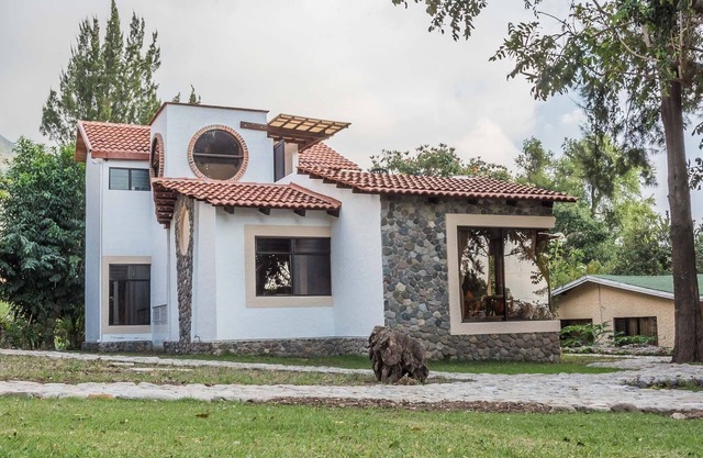 VILLA JUCANYA 5, *100% SANITIZED*