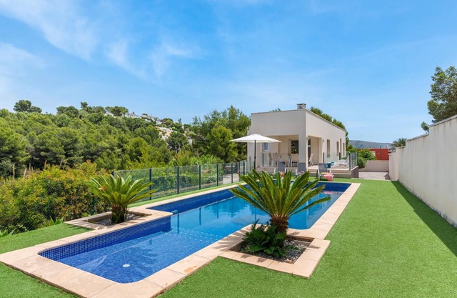 Villa Kobe - PlusHolidays