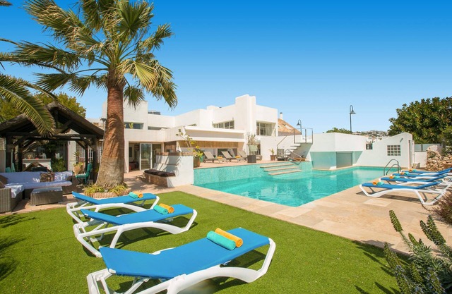 Villa La Cala Playa by Villa Plus