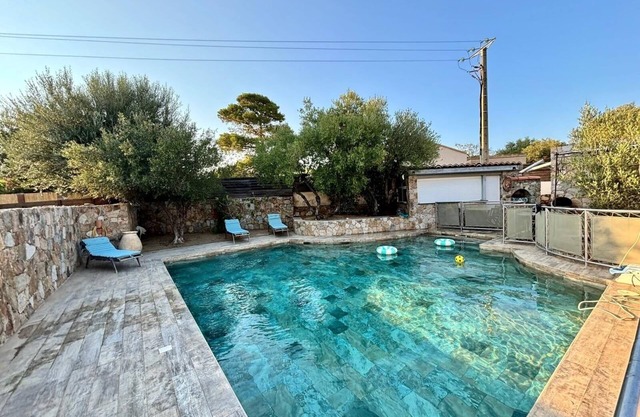 Villa La Crique - Piscine, vue montagne, climatisation