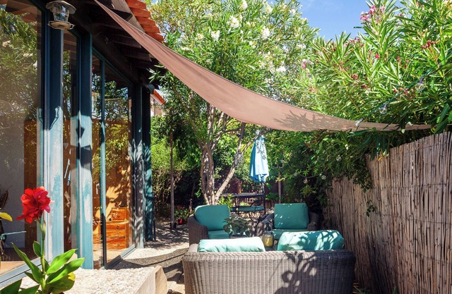 Villa "La Maison de Stéphanie" with Private Garden & Wi-Fi