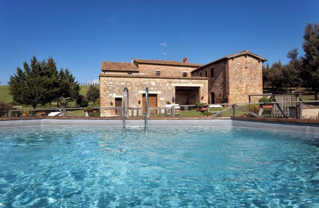 Villa 'La Memoria Del Tempo' with Private Pool, Wi-Fi and Air Conditioning