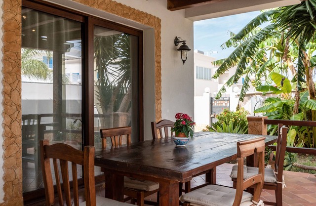 Villa 'La Perla with Pool' with Private Pool, Wi-Fi and Air Conditioning