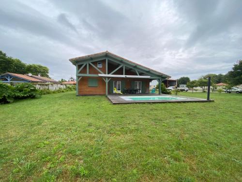 Villa landaise à 9km de l'Océan