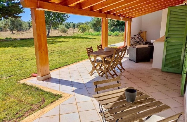 Villa Laura, complete and modern furnishings, a green oasis by the city