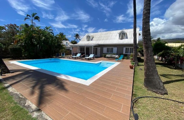Villa Laurier Rose avec piscine proche lagon de La Saline