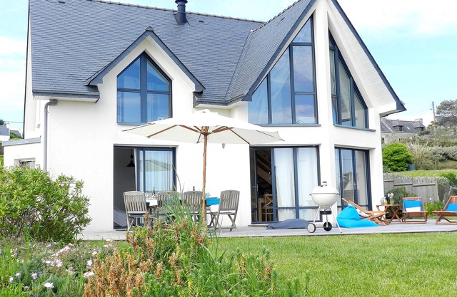 Villa* "Les Dunes de Bremoder" beach 3mn walk, Sea view