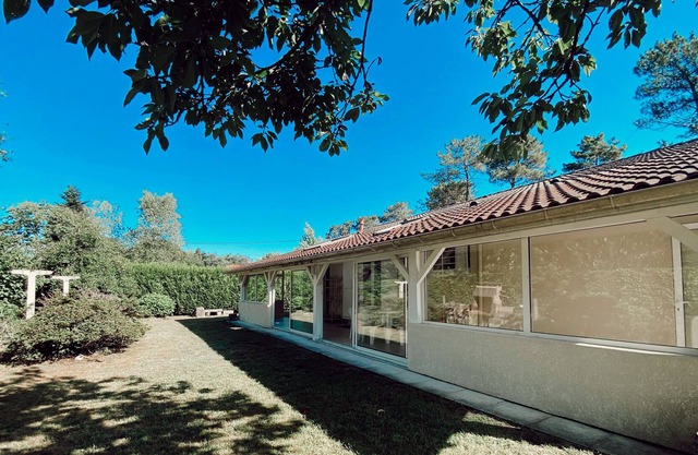 villa located in Josse, Aquitaine