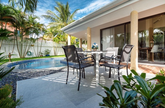 Villa Luxe Piscine Privée 2 CH -1 Sdb-4/5 P-jardin Tropical-bbq-près des Plages