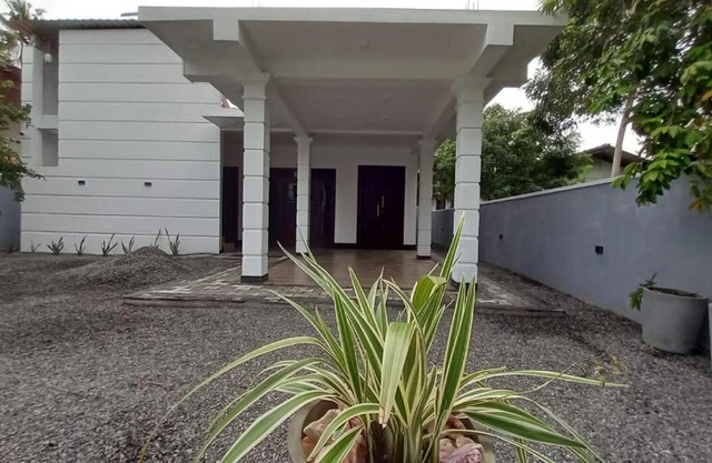 Villa M10