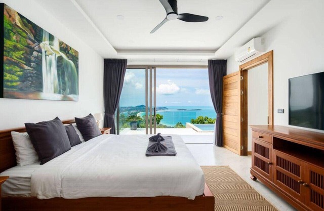 'Villa Majesta"Amazing View, luxury 4br Pool villa