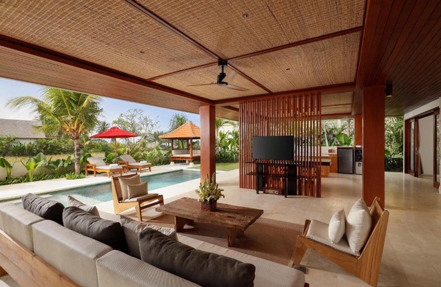 Villa Maya Pasut by Nakula